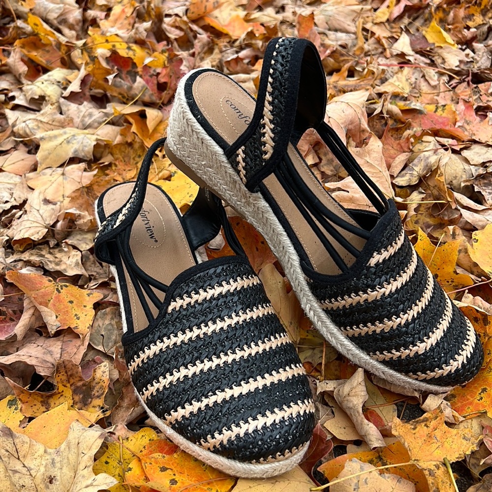 New COMFORTVIEW Black & Natural Espadrille Slingback Wedges